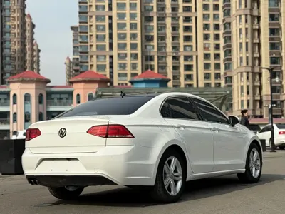 Volkswagen Lamando