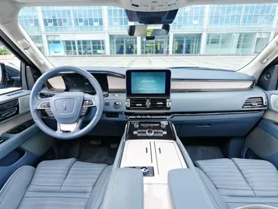 Lincoln Navigator