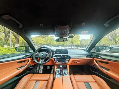 BMW M5