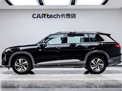 Audi Q6