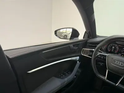 Audi A7L