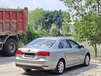 Volkswagen Sagitar