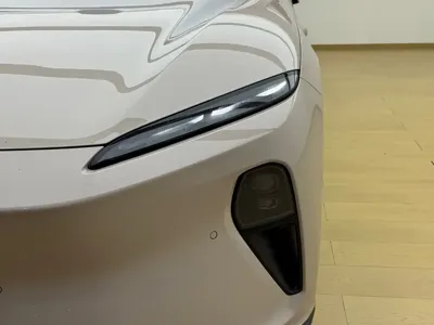 Nio ET5