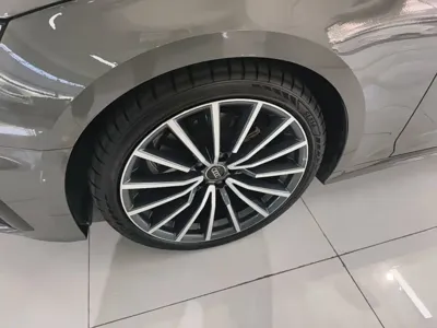 Audi A5 (Import)
