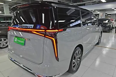SAIC MAXUS G90