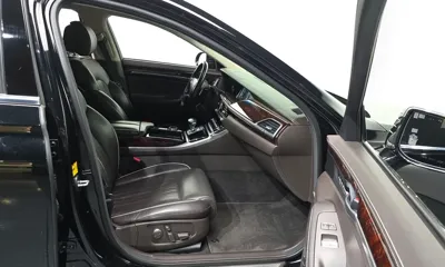 Genesis EQ900