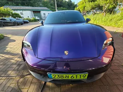 Porsche Taycan