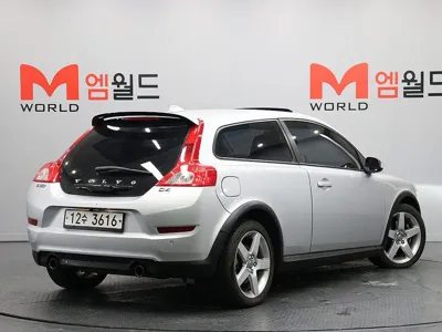Volvo C30