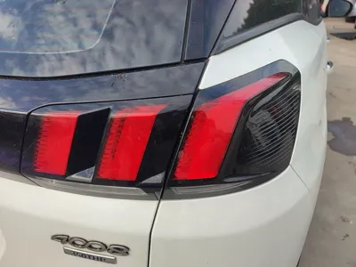 Peugeot 4008