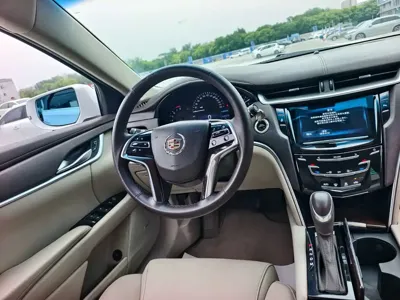 Cadillac XTS