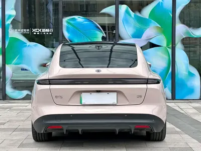 Nio ET5