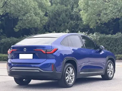 Nio EC6