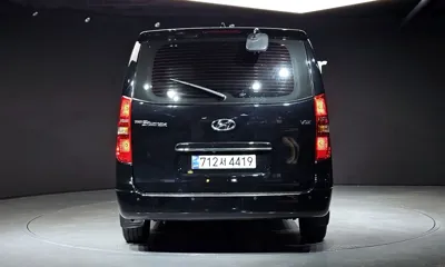 Hyundai Starex