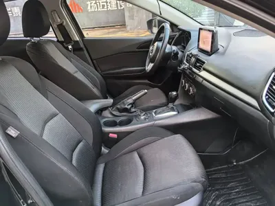 Mazda 3 Axela