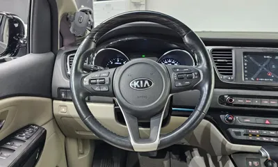 Kia Canival