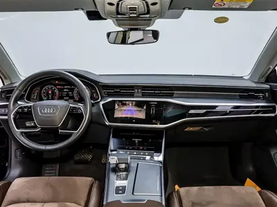 Audi A7L