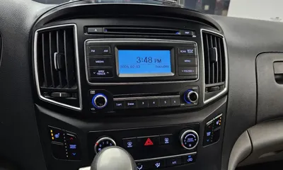 Hyundai Starex