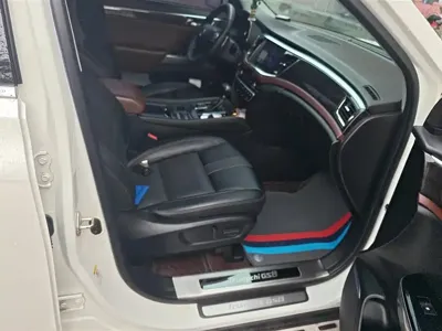 GAC Motor Trumpchi GS8