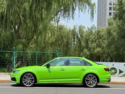 Audi S4
