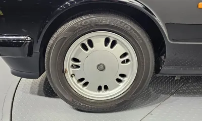 Jaguar XJ-6