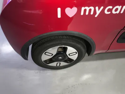 Baojun E300