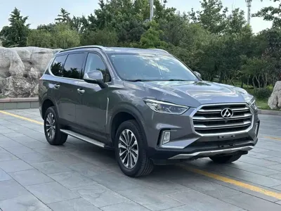 大通 D90