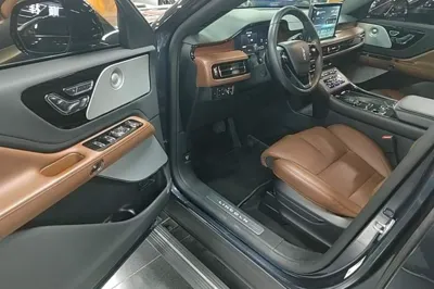 Lincoln Aviator