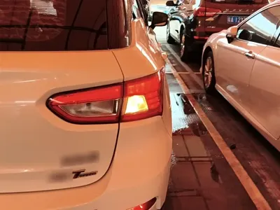 GAC Motor Trumpchi GS4