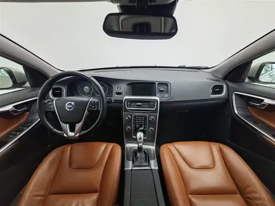 Volvo S60 (Import)