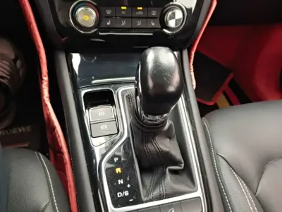 Roewe RX3