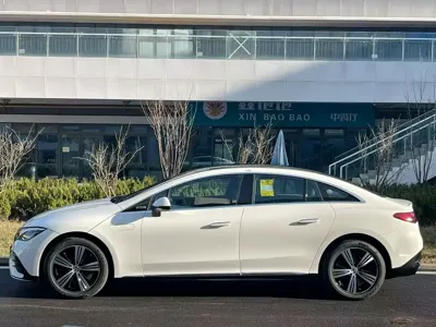 Mercedes-Benz EQE