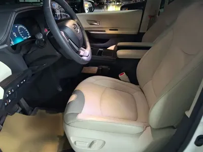 Toyota Granvia