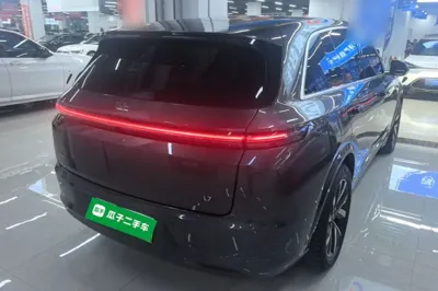 Li Auto L7