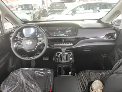 GAC Motor Trumpchi M6