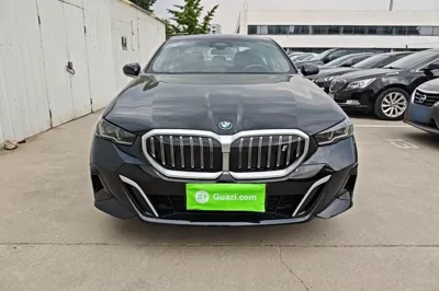 BMW i5