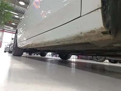 Roewe i5