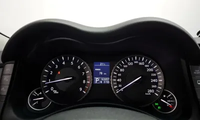 Infiniti M