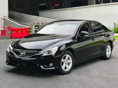 Toyota Reiz