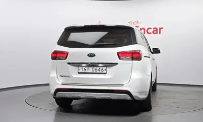 Kia Canival