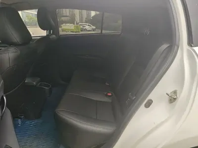 Toyota Yaris L