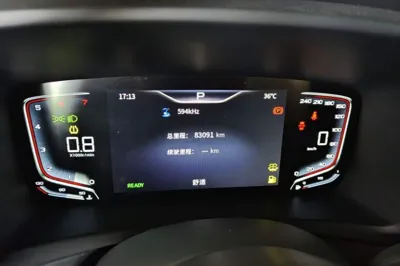 Hongqi HQ9