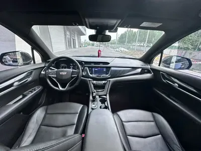 Cadillac XT6