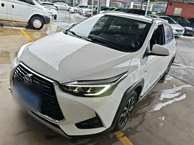 Toyota Yaris L