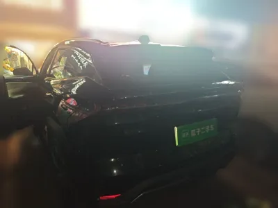 Geely Galaxy L7