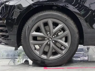 Land Rover Velar