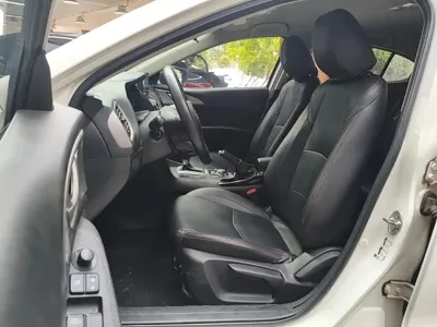 Mazda 3 Axela