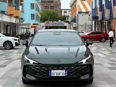MG MG7