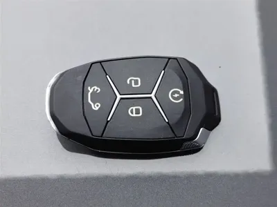 Lynk & Co 02