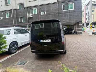 Hyundai Staria