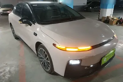 Leapmotor B01